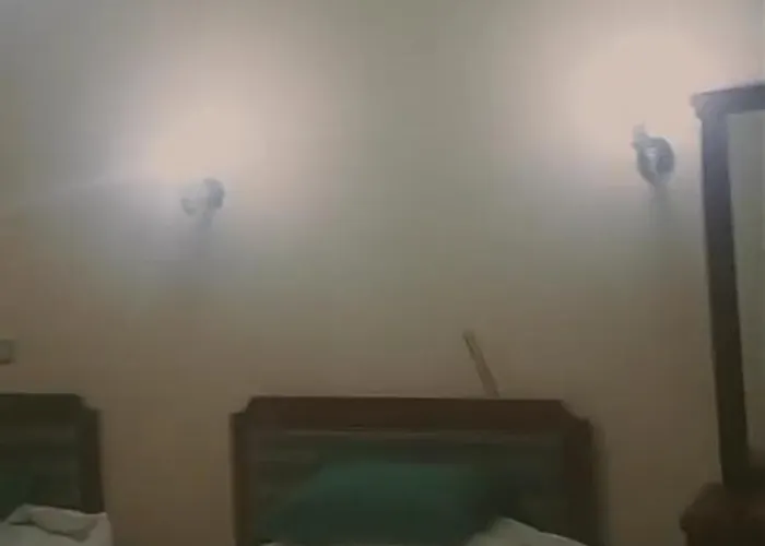 علي الجبل بفيو مميز للأسر أمام البيسين