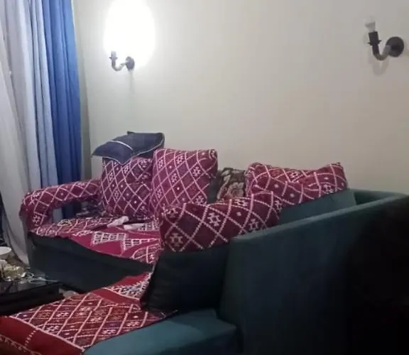 علي الجبل بفيو مميز للأسر أمام البيسين Apartment *